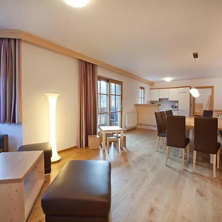 In Near The Lifts * Wald im Pinzgau