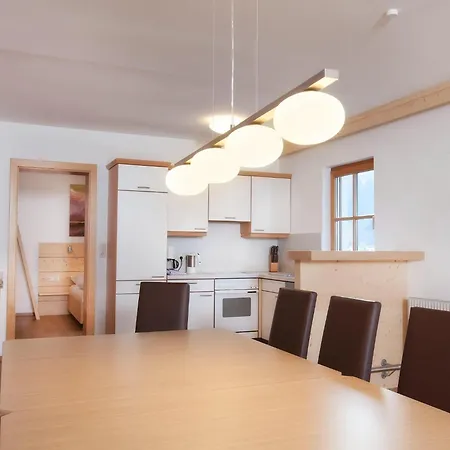 Apartment In Near The Lifts